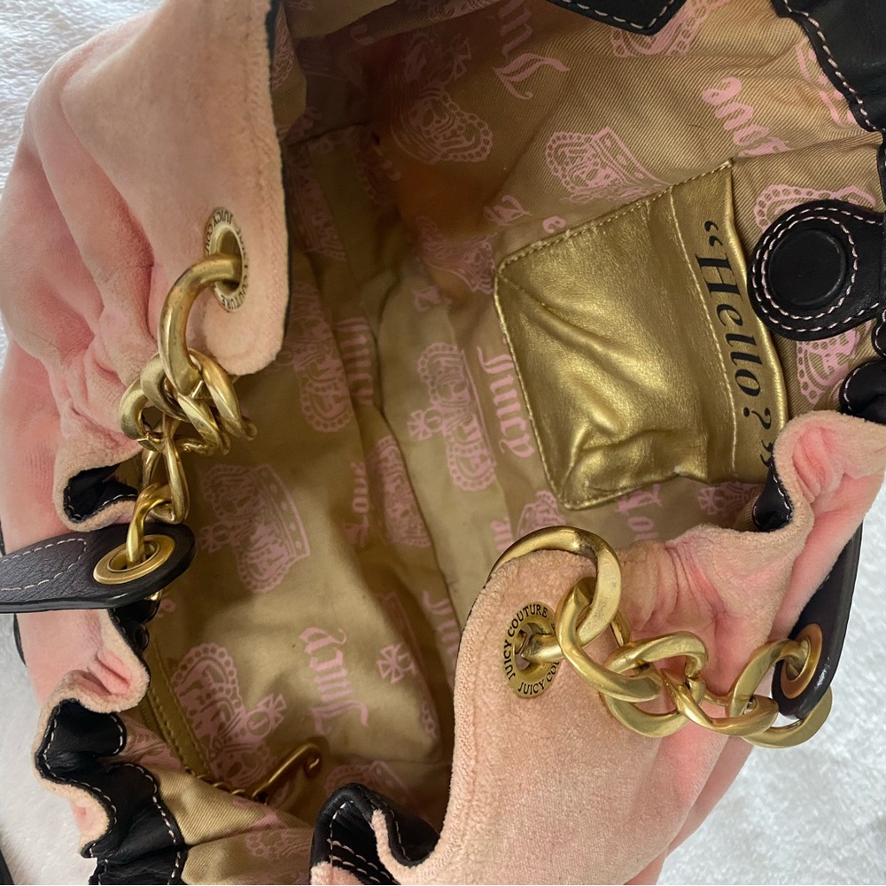 Juicy Couture Pink and Black Shoulder Bag with Gold Chain - Picture 8 of 14